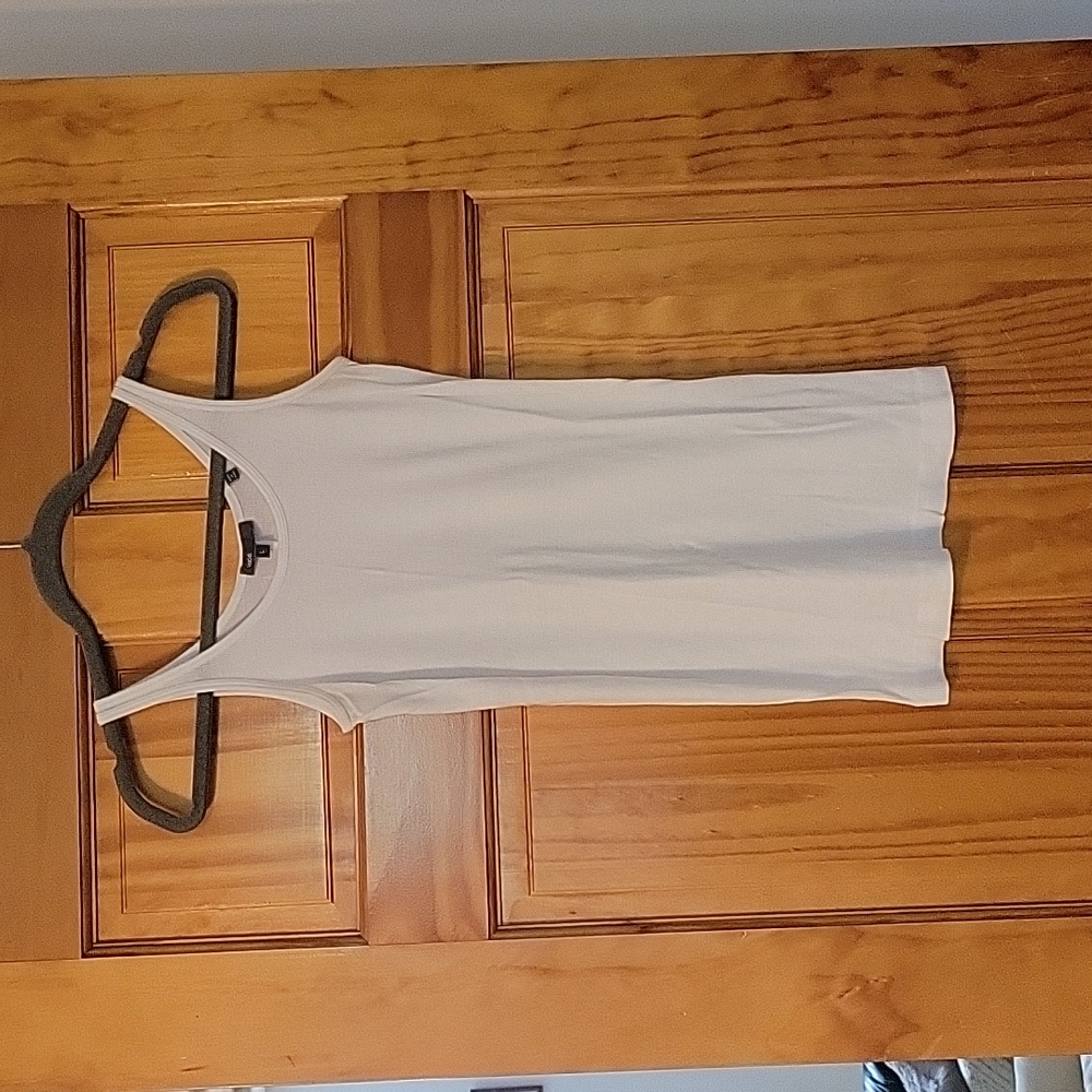 Vince white ribbed tank